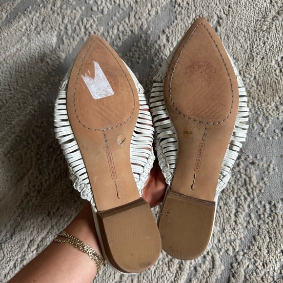 Vince Camuto Manindie White leather Pointed Toe woven Flats slip on Mules 9 - Picture 6 of 10